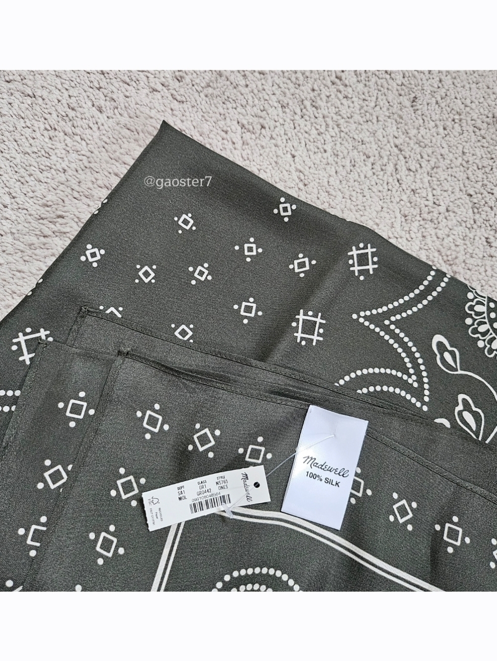 Madewell Medium Silk Bandana - Picture 5 of 5